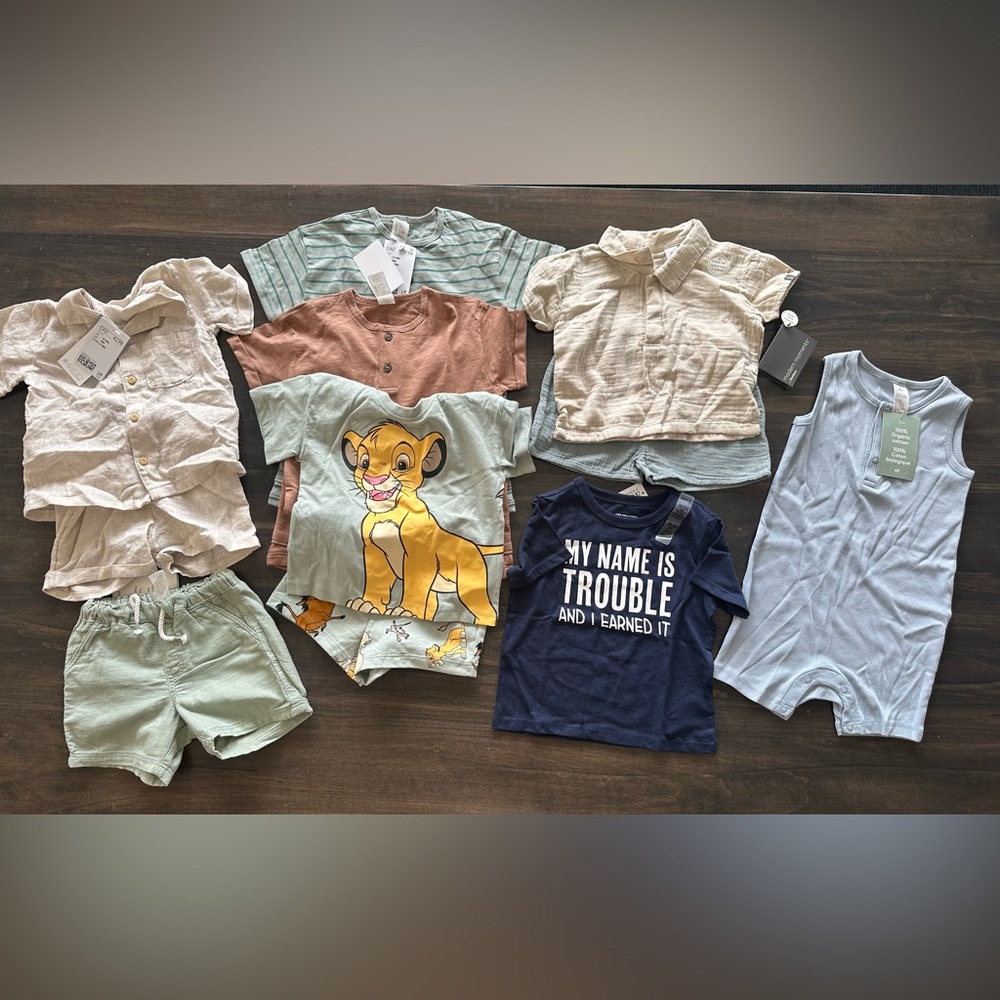 12-18m Boys/Gender Neutral Clothing Bundle (all NEW)